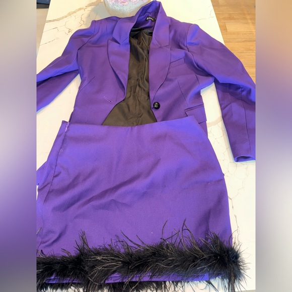 Purple Feather Skirt & Blazer Set - Picture 3 of 6